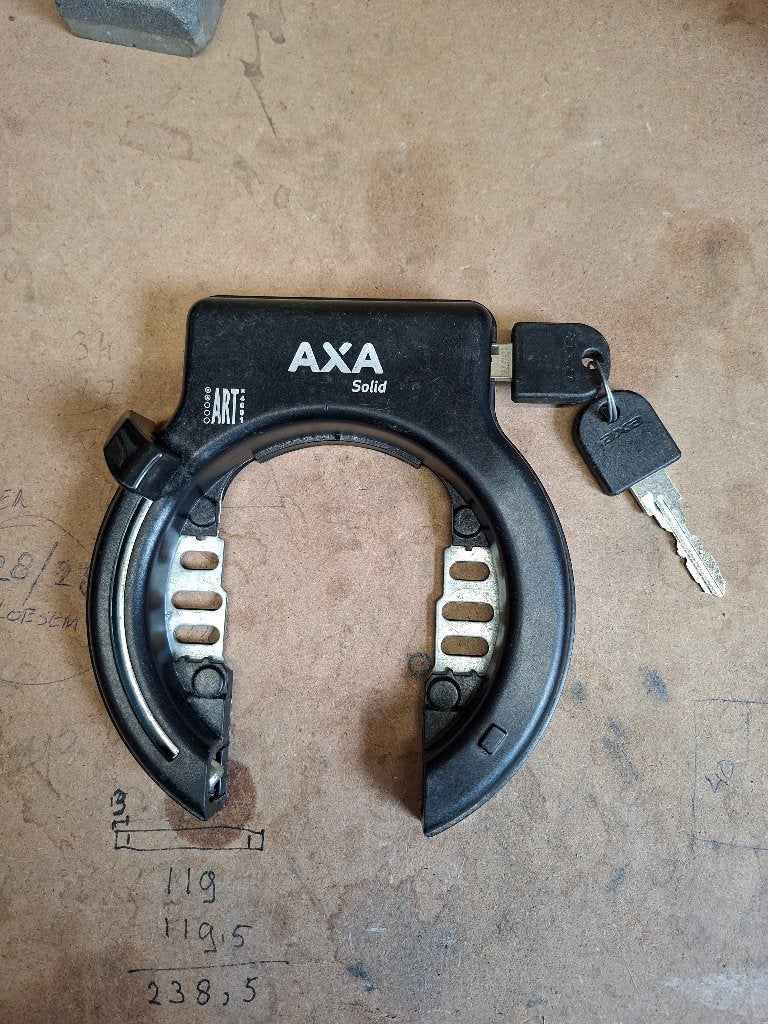 AXE fiets slot compleet met 2 sleutel Bijna nieuw, Ophalen, Zo goed als nieuw