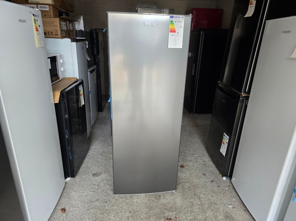 Nieuwe zuinige rvs 242 liter koelkast 144 x 55 cm D klasse, Zonder vriesvak, 200 liter of meer, Nieuw, Ophalen of Verzenden