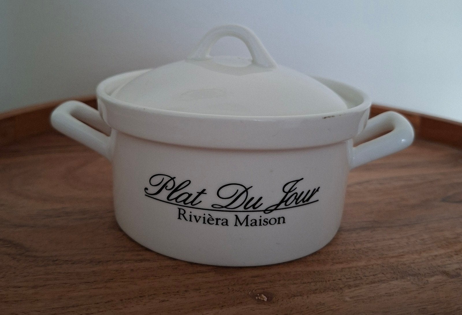 Rivièra Maison Pannetje/Soepkom - Plat du Jour, Met deksel, Overige typen, Ophalen of Verzenden, Zo goed als nieuw