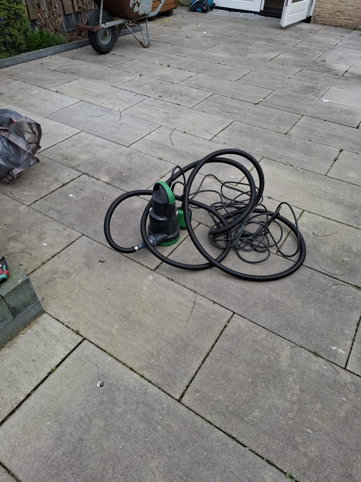 Dompelpomp met slang, Ophalen, Gebruikt, Elektrisch, Dompelpomp