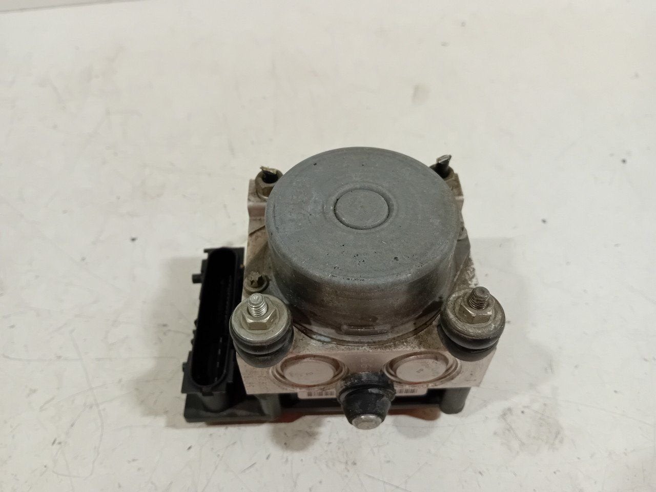 Abs pomp Opel Corsa, Onderdelen@venauto.nl, Van der Ven Autorecycling B.V., Gebruikt, Ettenseweg 76, 4706 PB Roosendaal, The Netherlands