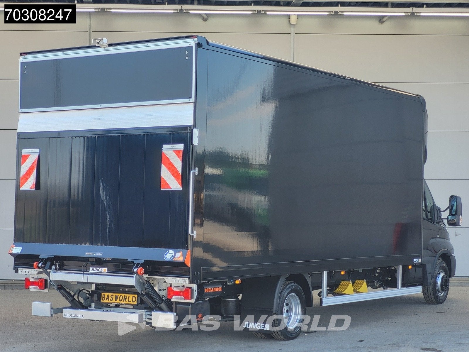 Iveco Daily 72C21 3.0L Automaat Laadklep Dubbellucht 210PK B, Auto's, Stof, Euro 6, 4 cilinders, Iveco