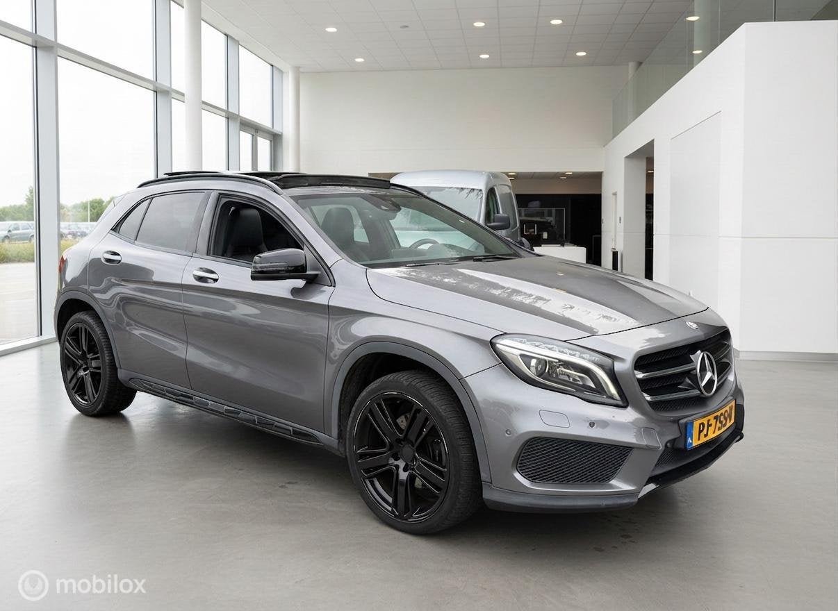 Mercedes GLA-klasse 220 CDI 4Matic AMG Camera|Pano|Xenon, Auto's, Automaat, Euro 6, 163 pk, Leder