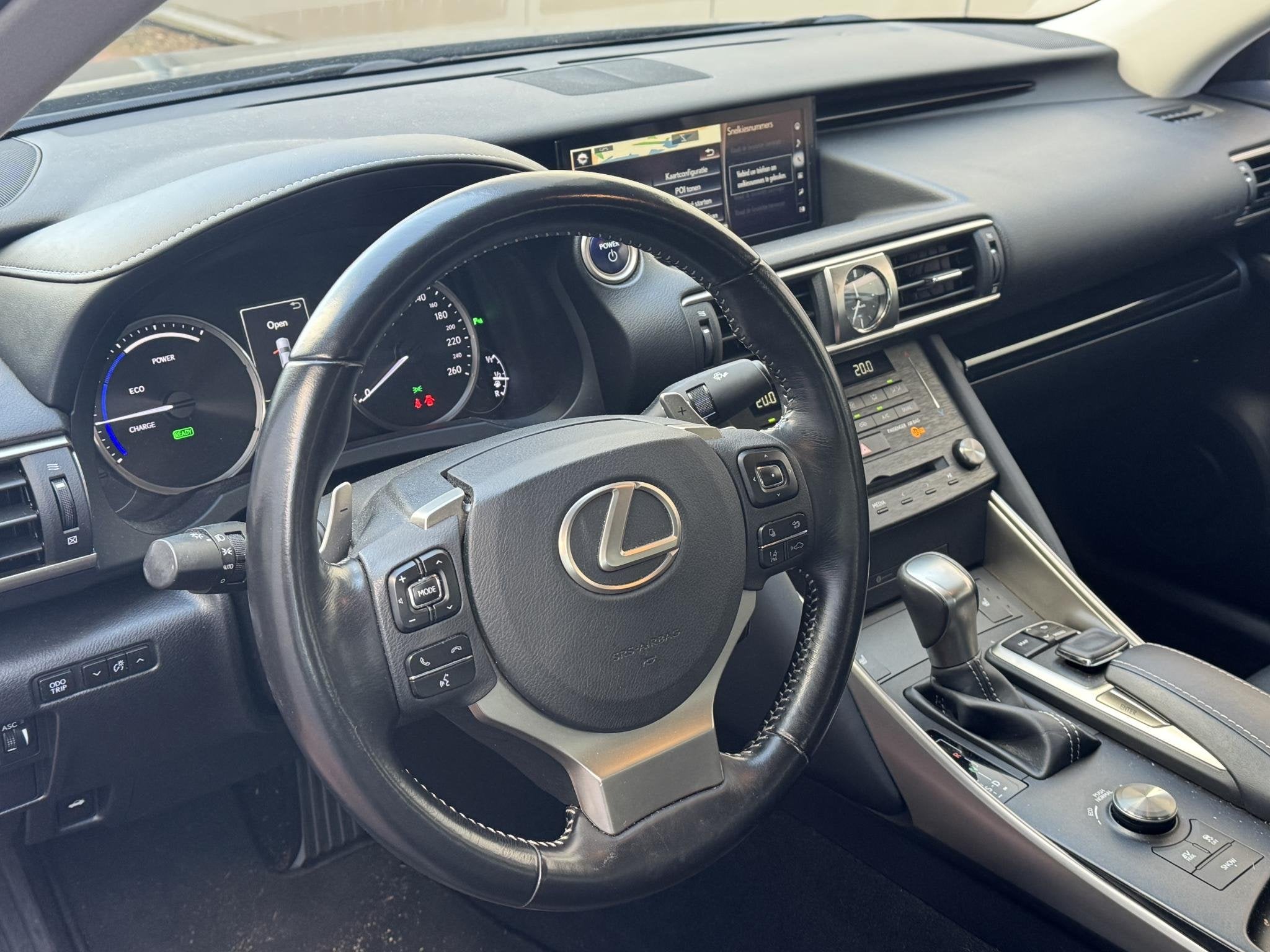 Lexus IS 300h Hybrid Business Line Xenon/LED NAP, Auto's, Automaat, Gebruikt, Zwart, Origineel Nederlands