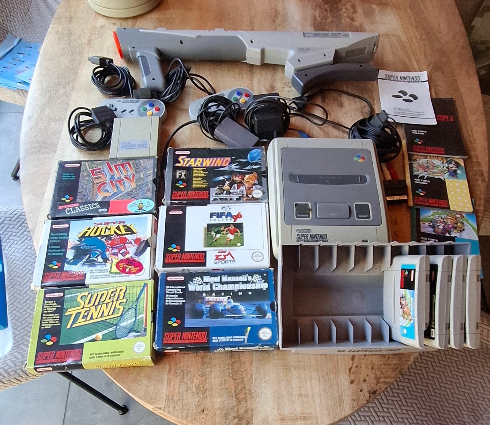 Super Nintendo SNES hele complete set, Spelcomputers en Games, Ophalen of Verzenden, Gebruikt, Met 2 controllers, Met games