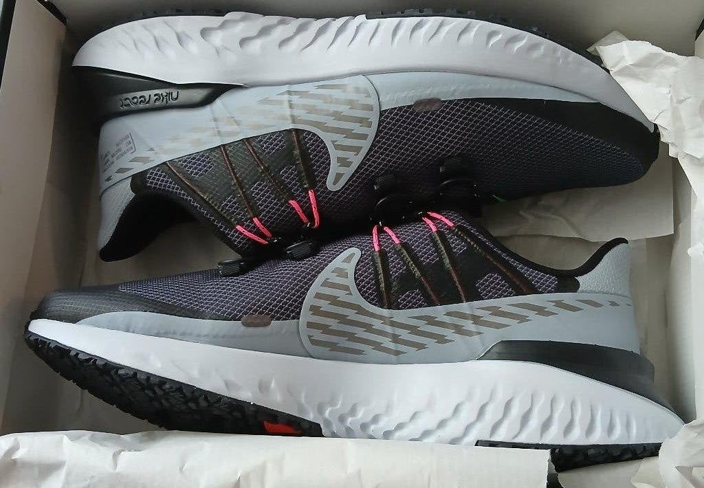 Nike Legend React 3 - schoen maat 43 -NIEUW IN DOOS, Zwart, Nike, Nieuw, Ophalen of Verzenden