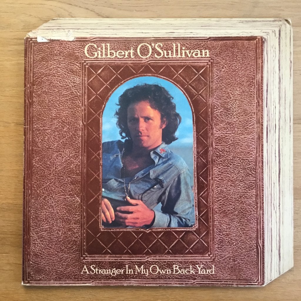 Gilbert O'Sullivan - A Stranger In My Own Back Yard LP, Ophalen, Gebruikt, 12 inch, LP