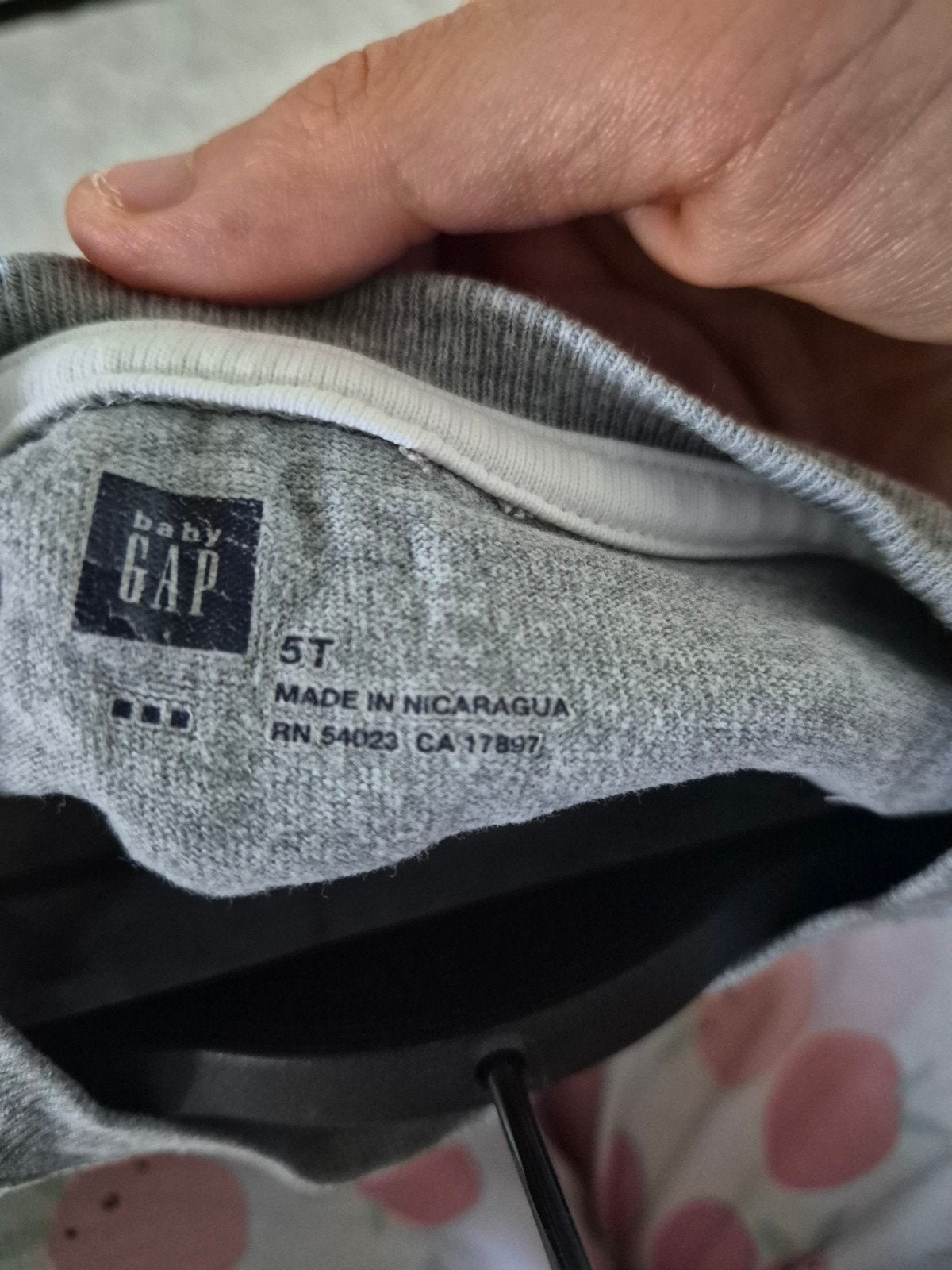 GAP T-shirt met lange mouwen en pinguïnprint, maat 5T, Ophalen of Verzenden, Gebruikt, GAP, Jongen of Meisje