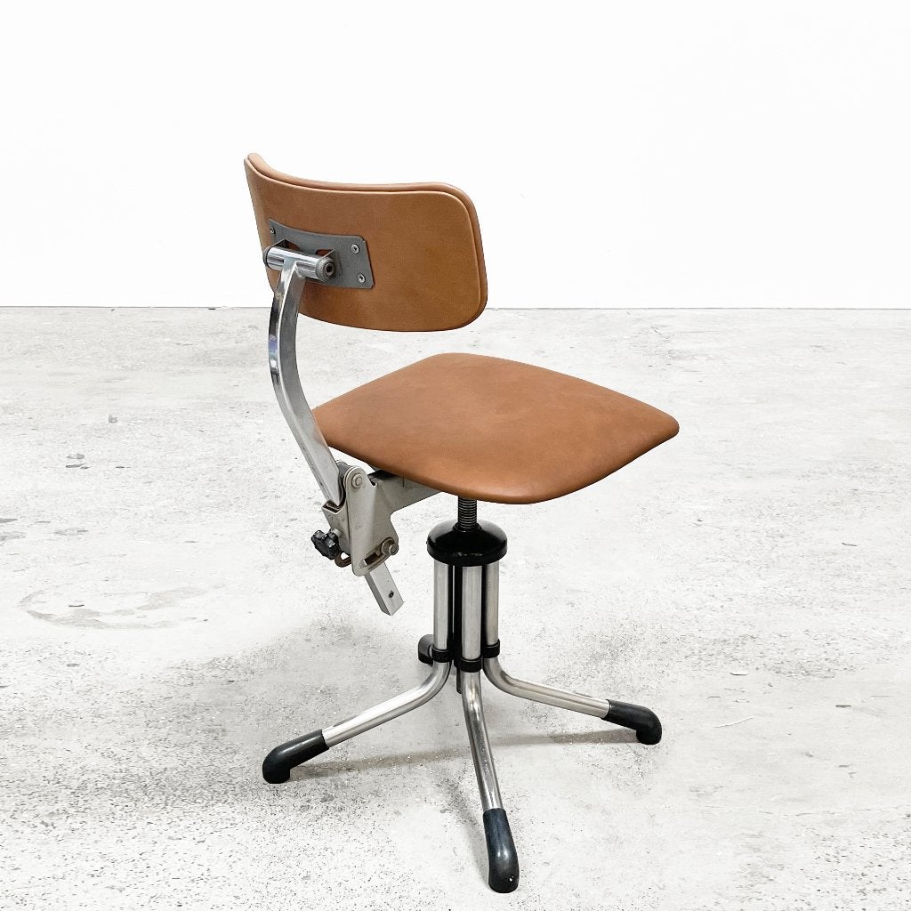 Vintage Gispen 360 stoel, info/prijs/aantal > beschrijving., Huis en Inrichting, Ophalen, Gebruikt, Twee, Bruin