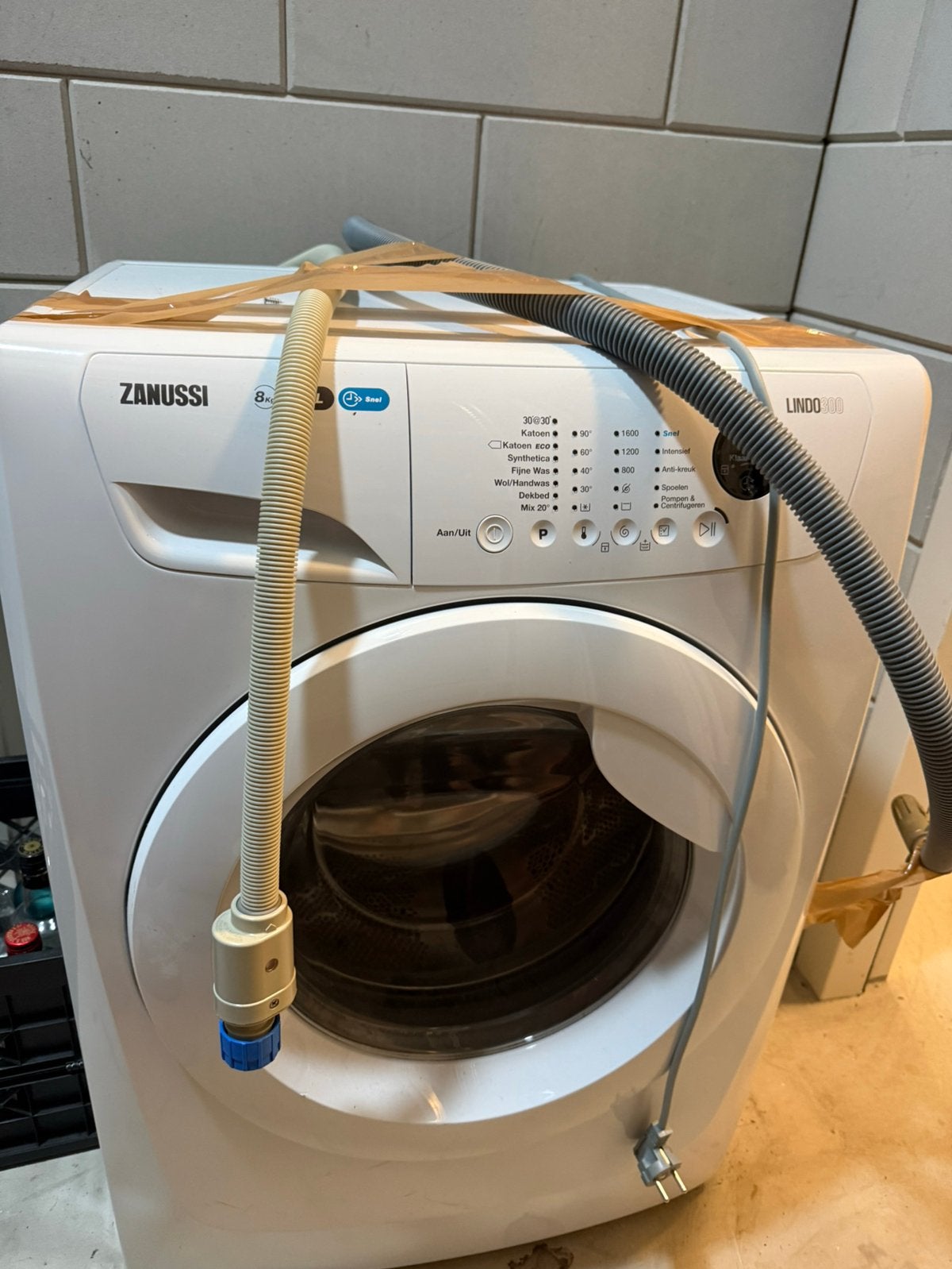 Zanussi Lindo 300 Wasmachine - 1600 toeren, Ophalen, 6 tot 8 kg, Gebruikt, 1600 toeren of meer