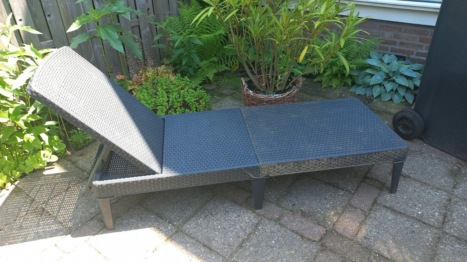 Ligbed tuin in ruil voor tuinplantje, Ophalen, Kunststof