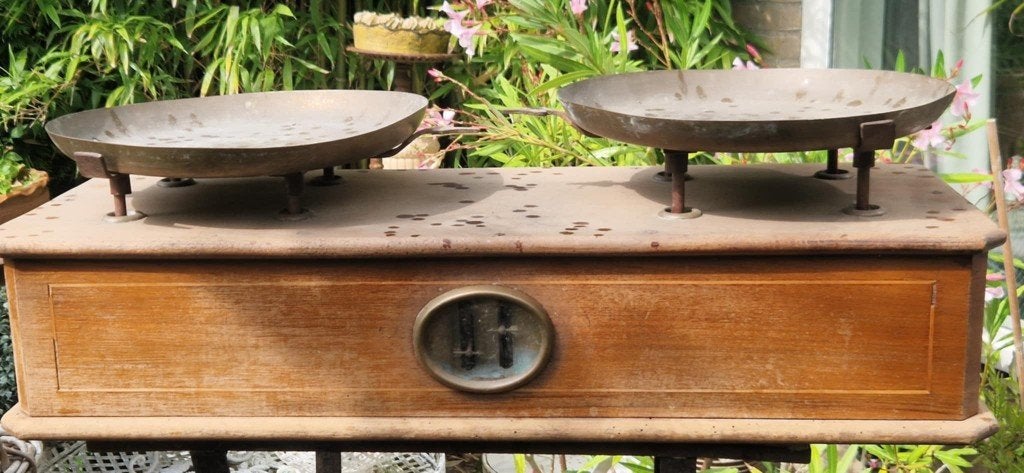 Prachtige late 19e eeuw apothekersweegschaal (brocante), Witgoed en Apparatuur, Ophalen, Gebruikt, Winkelweegschaal, 10 tot 50 kg