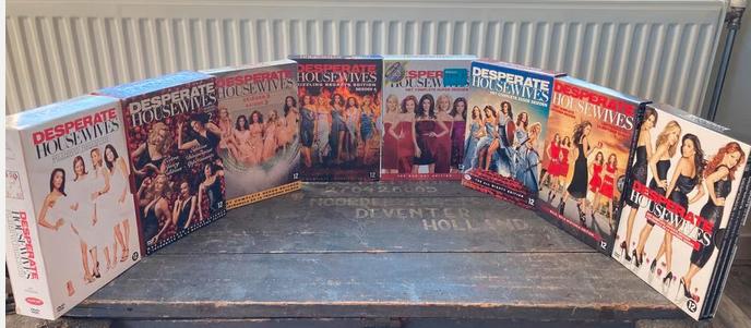 Desperate Housewives DVD boxen (seizoen 1 t/m 4), Vanaf 12 jaar, Ophalen of Verzenden, Zo goed als nieuw