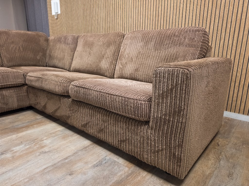 Zeer Mooi Nette BRUIN RIBSTOF Hoekbank | 220x270 | GERIENGD, Info@banxtel.nl, Hoekbank, Hoekbank, Ophalen of Verzenden