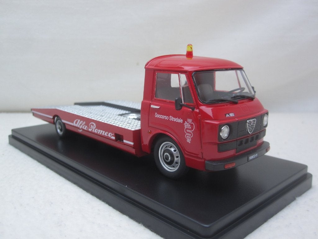 Alfa Romeo A12 (F12) Autotransporter 1977 rood 1:43 Mitica, Ophalen of Verzenden, Nieuw, Auto, Overige merken