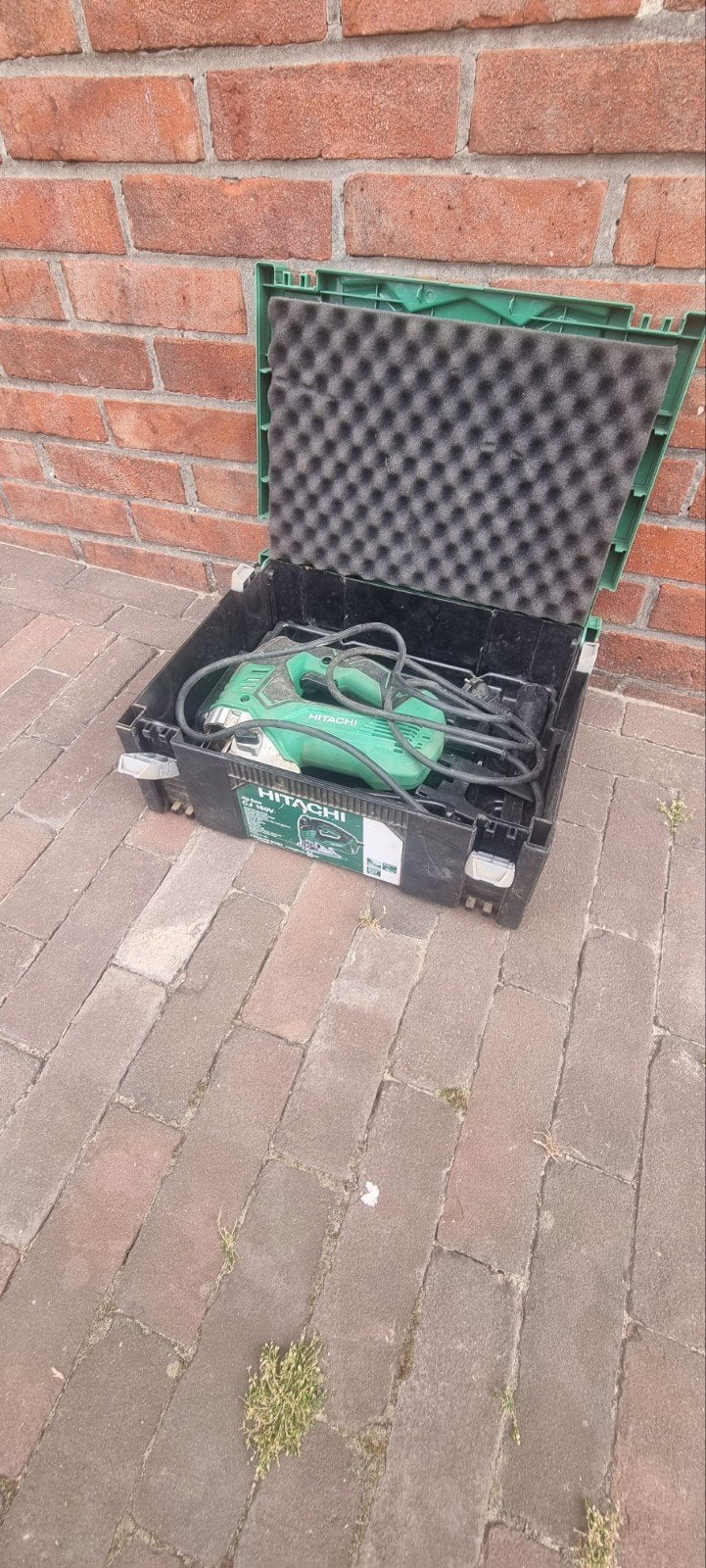 hitachi CJ 160V decoupeerzaag, Ophalen