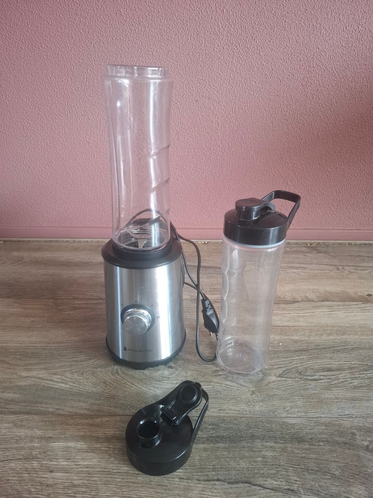 KitchenBrothers Blender met 2 To-Go Flessen, Ophalen, Zo goed als nieuw, Blender to go