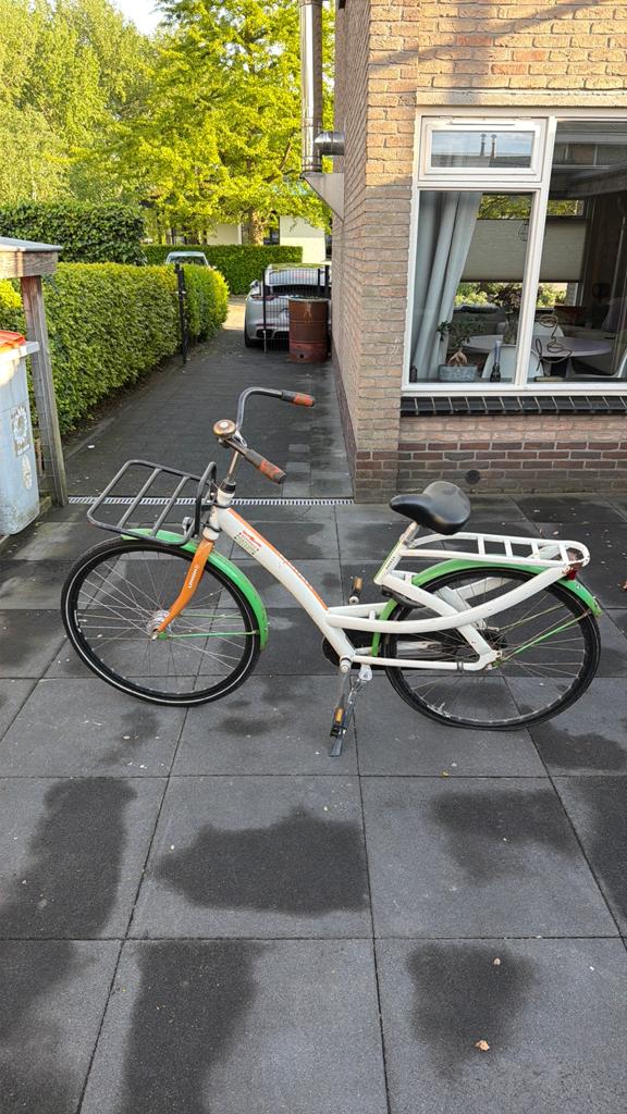 Opknapper fiets met lekke band postcode loterij, Ophalen, Gebruikt