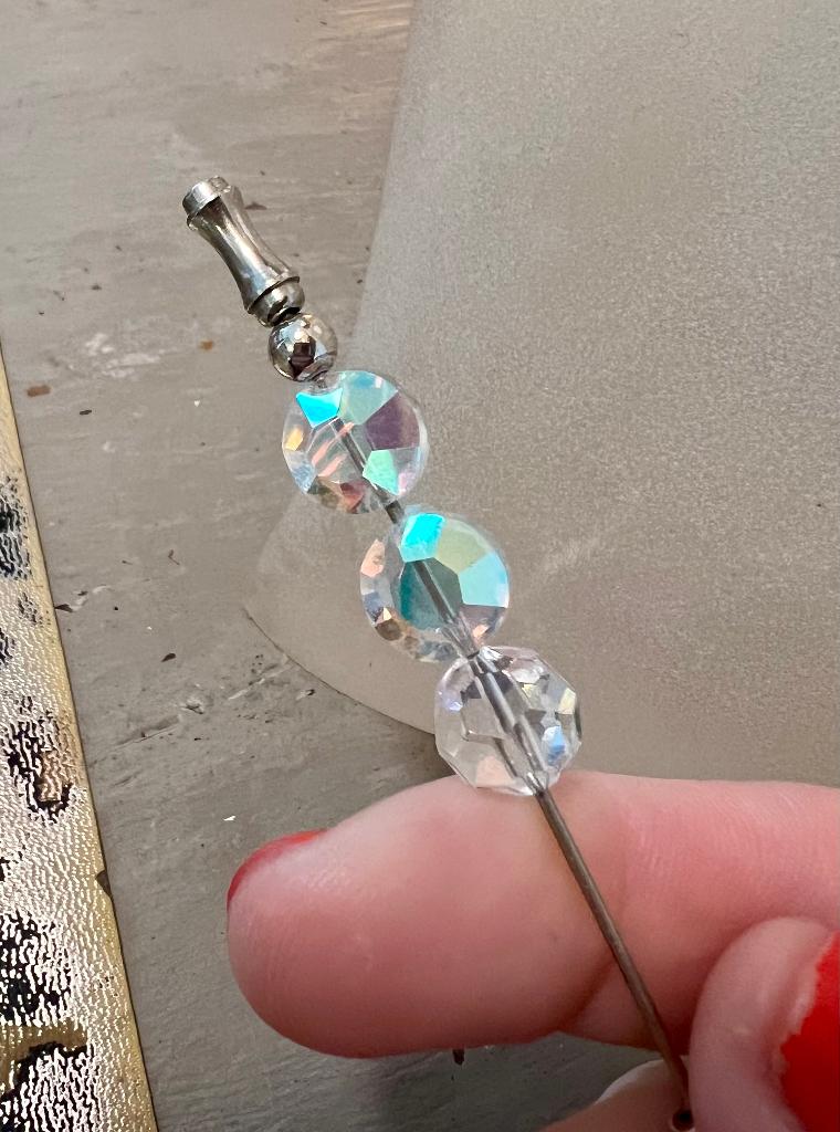 Aurora borealis strass kristallen vintage antiek hoedenspeld, Sieraden, Tassen en Uiterlijk, Ophalen of Verzenden, Overige materialen