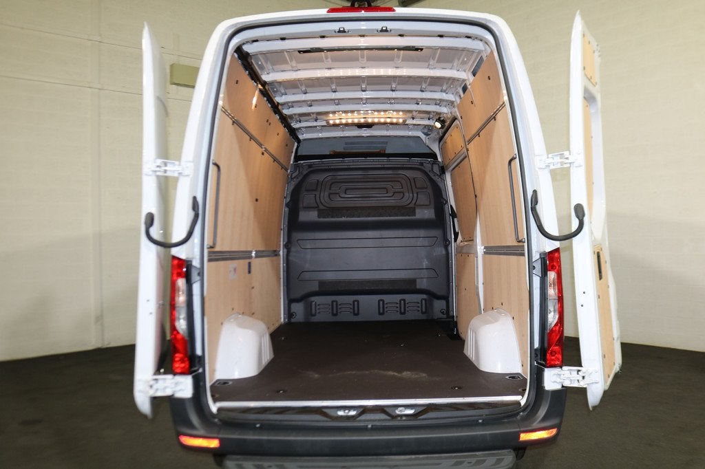 Mercedes-Benz Sprinter 317 CDI L2 H2 Pro Navigatie Led BPM V, Auto's, Automaat, 4 cilinders, Wit, Bedrijf