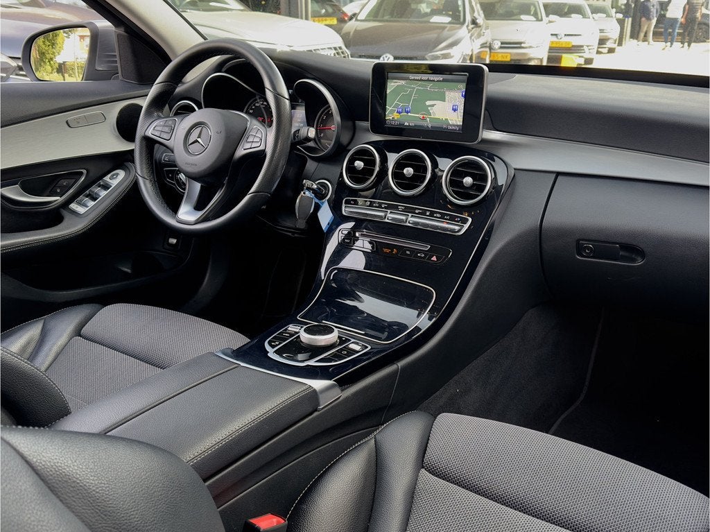 Mercedes-Benz C-Klasse Estate 350 e AUT7 EDITION LEDER NAVI, Auto's, Mercedes-Benz, Automaat, Achterwielaandrijving, Gebruikt