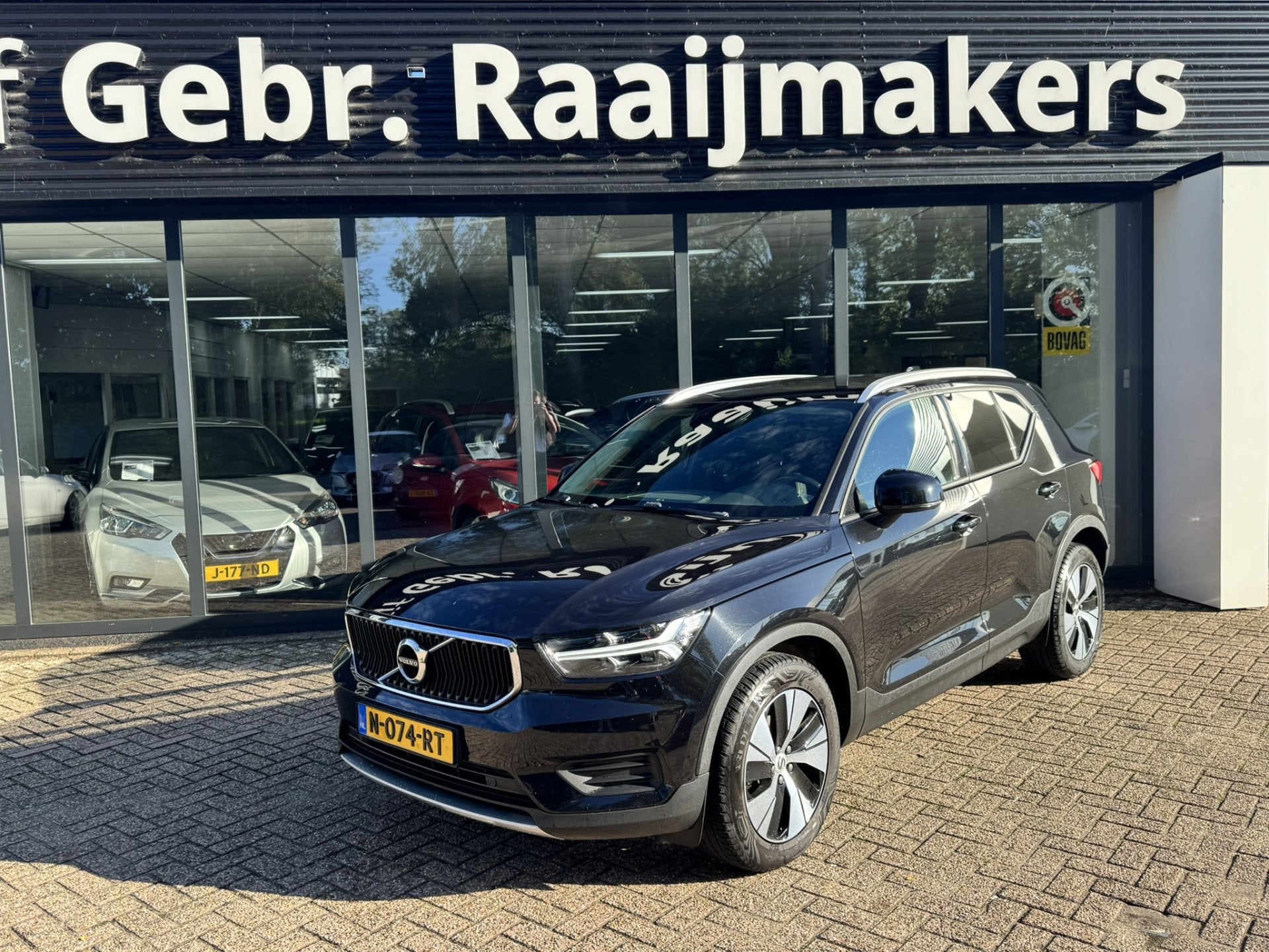 Volvo XC40 2.0 D3 Momentum*Navi*Camera*AHK*ACC*EXPORT/EX.BPM, Auto's, 4 cilinders, Zwart, Bedrijf, Diesel