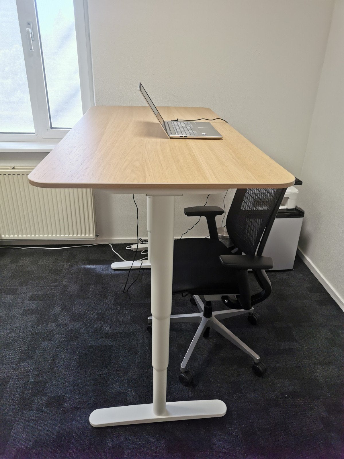 Elektrisch verstelbaar sta zit bureau ikea eikenblad 160x80, Ophalen, In hoogte verstelbaar, Zo goed als nieuw