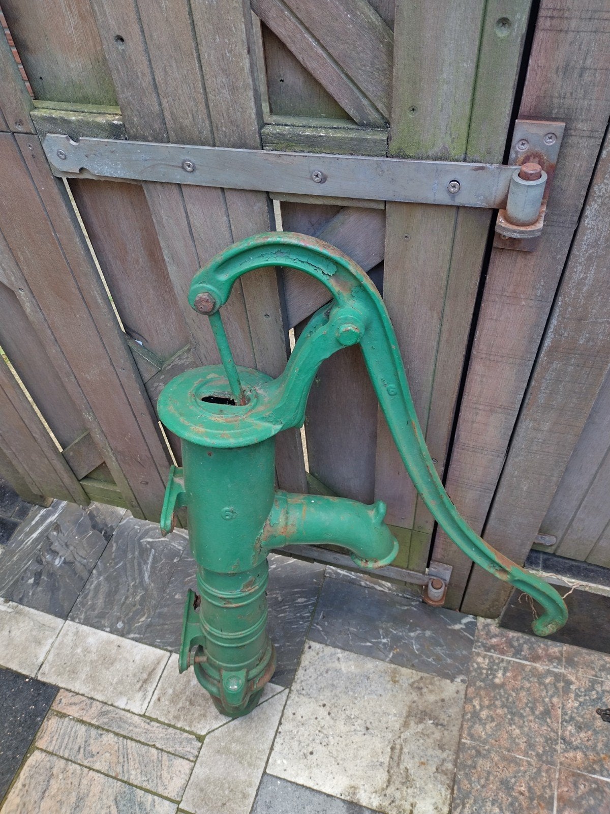 Handwaterpomp Gietijzer Groen, Tuin en Terras, Ophalen of Verzenden, Handmatig, Overige typen