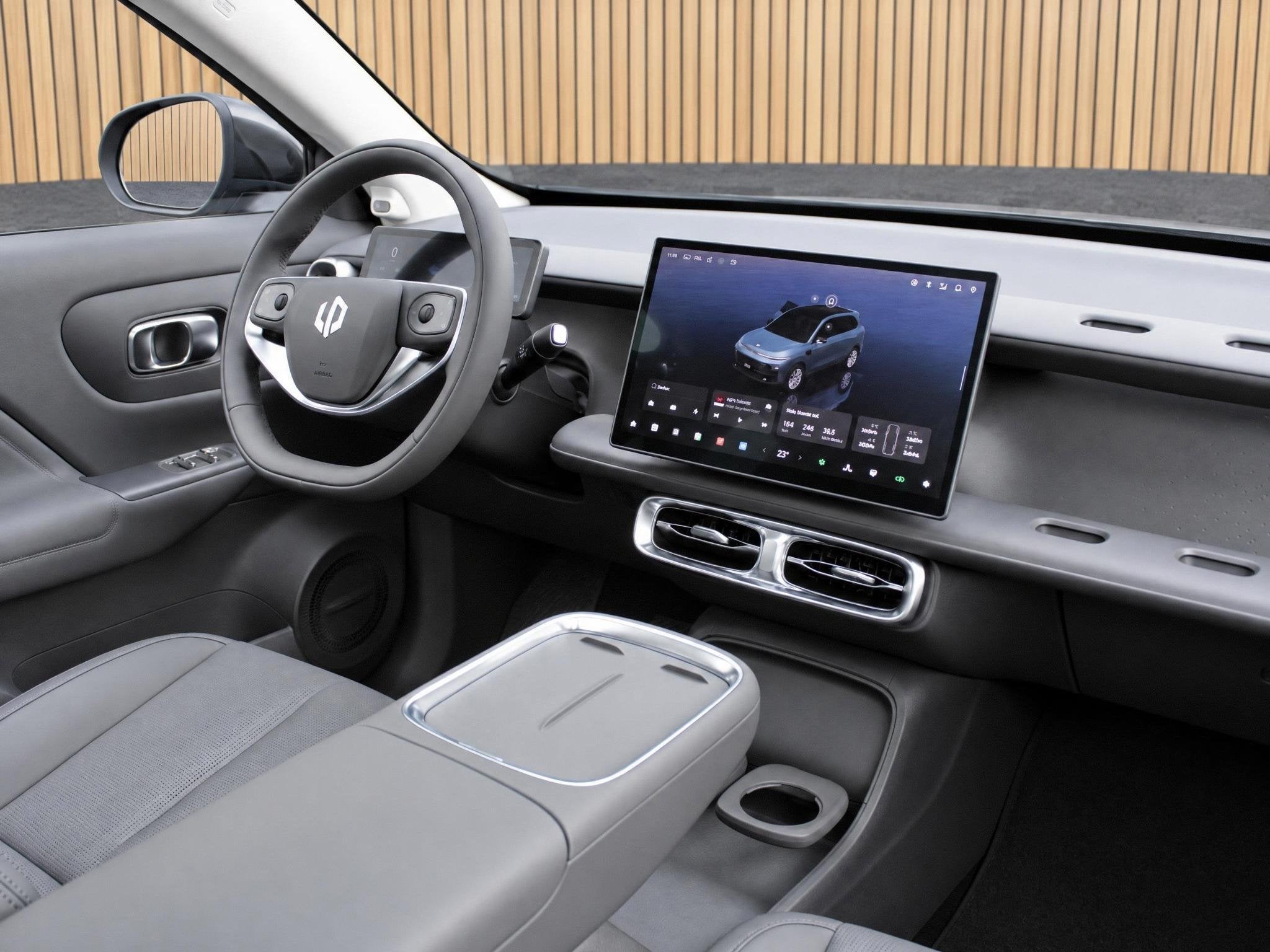 Leapmotor B10 Design ProMax 67.1 kWh VOORRAAD KORTING, 12 maanden, Achterwielaandrijving, 1820 kg, SUV of Terreinwagen