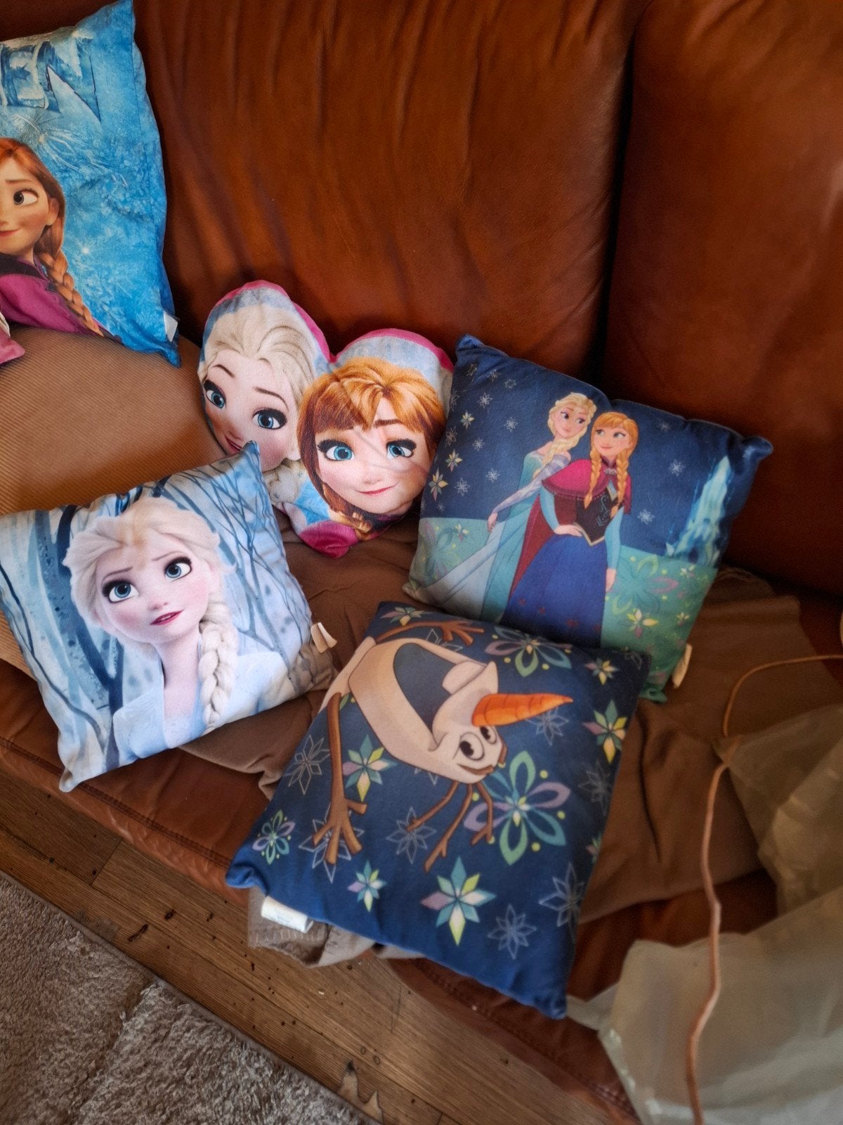 Frozen kussens - Elsa, Anna en Olaf, Overige merken, Gebruikt, Meerkleurig, Met print