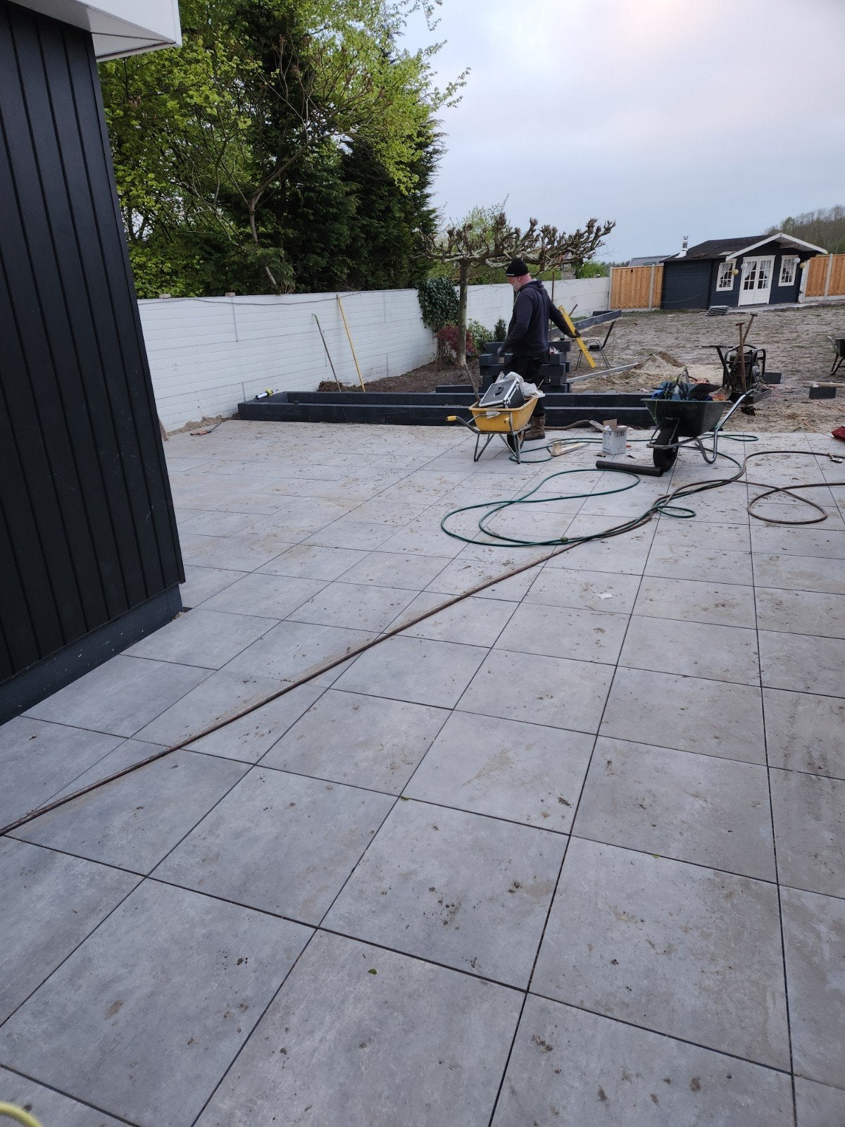 Stratenmaker bestrating sier bestrating
