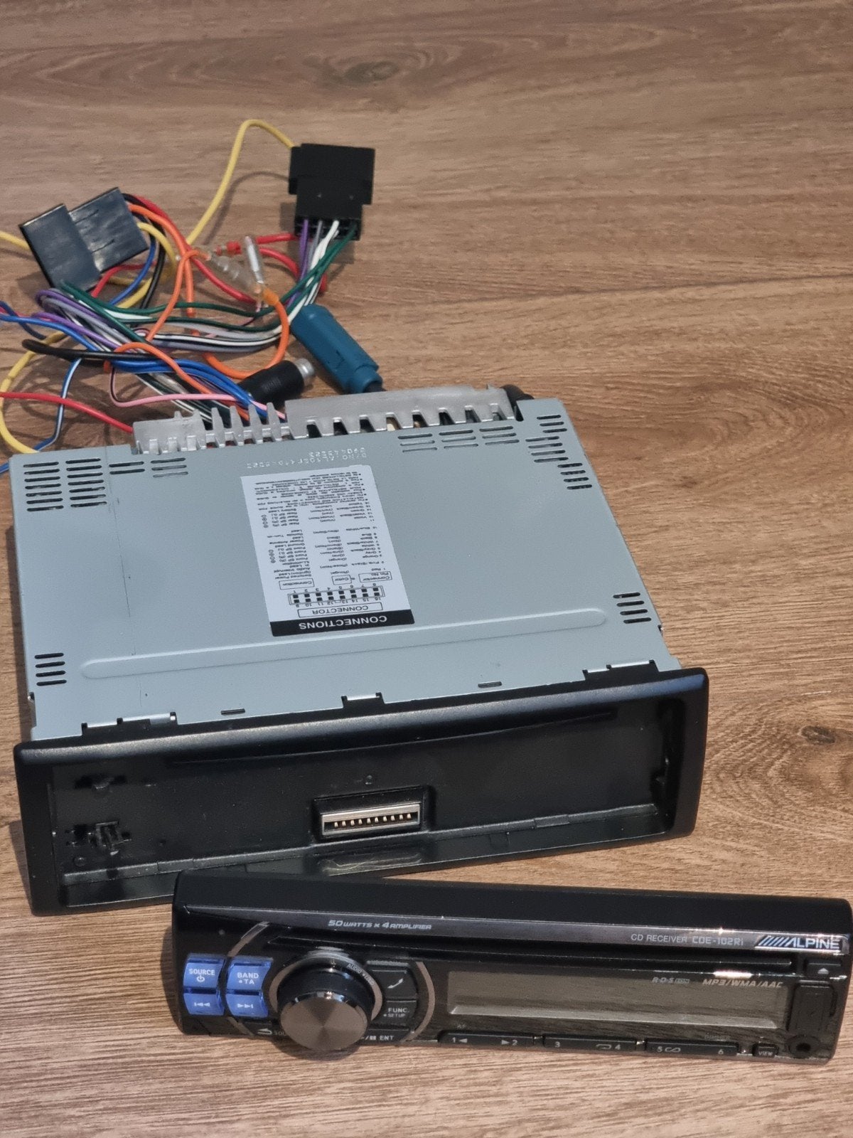 Alpine Autoradio CD speler CDE-102Ri met afneembaar front, Ophalen of Verzenden, Gebruikt