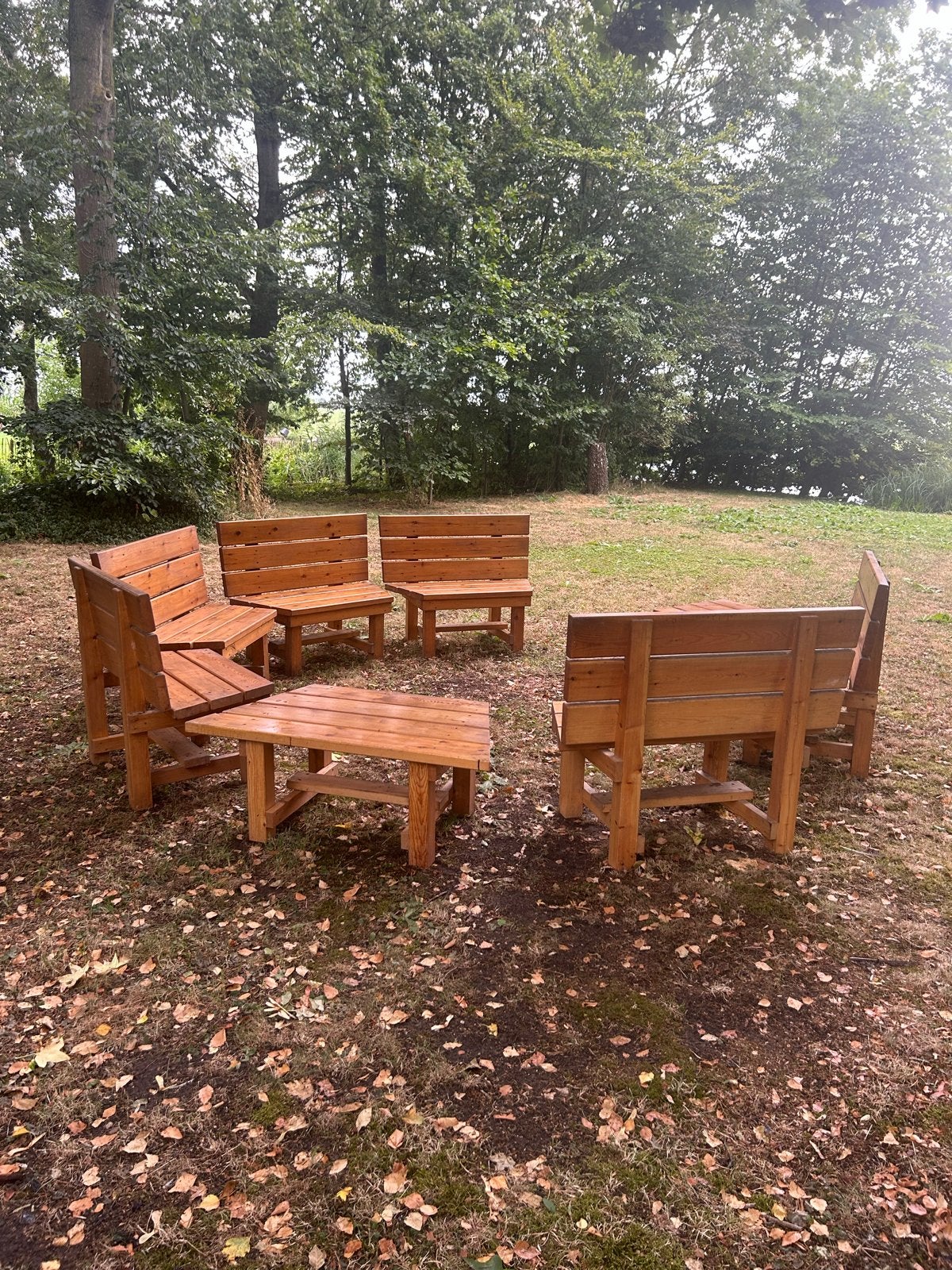 Houten Tuinset / Loungeset - 6 bankjes met tafels, Ophalen, Gebruikt, 6 zitplaatsen, Loungeset