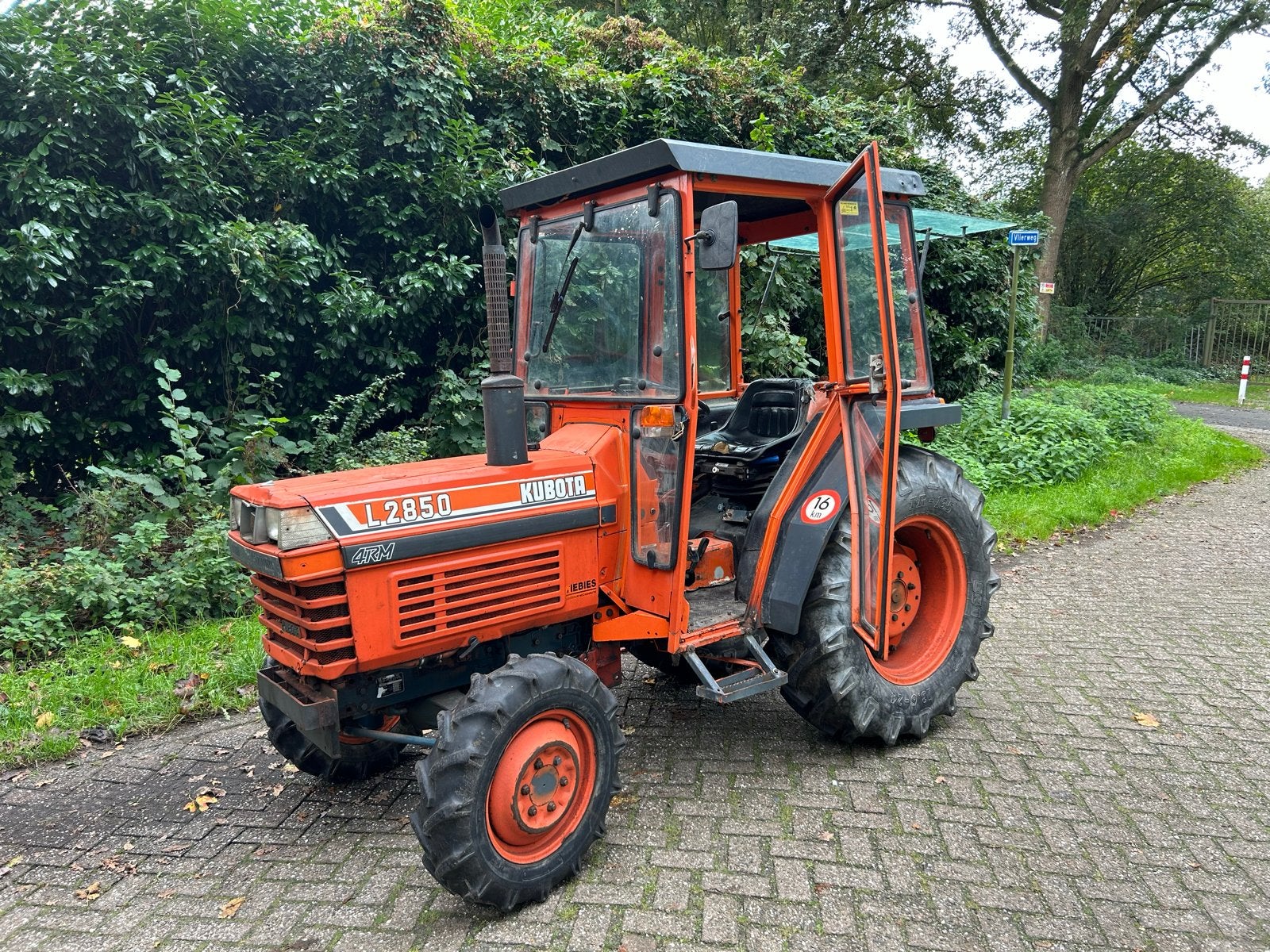 Kubota L2850 4wd! 34 pk!, Gebruikt, 2500 tot 5000, Tot 80 Pk, Ophalen