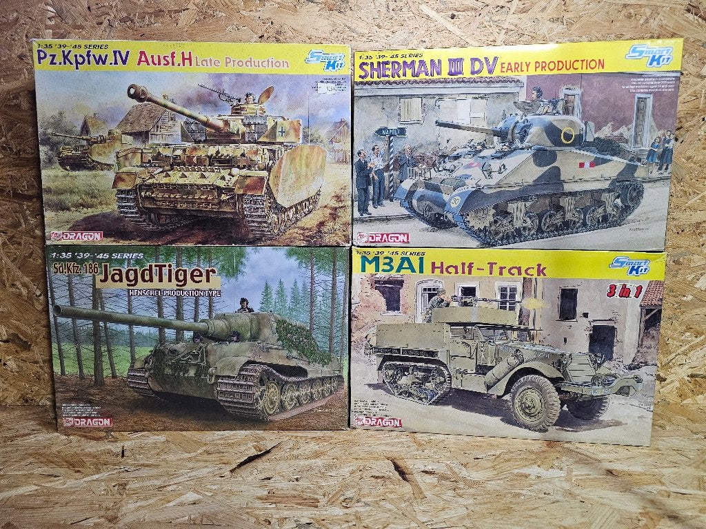 4x Dragon modelbouwvoertuig (K030), Overige merken, Gebruikt, Verzenden, 1:32 tot 1:50