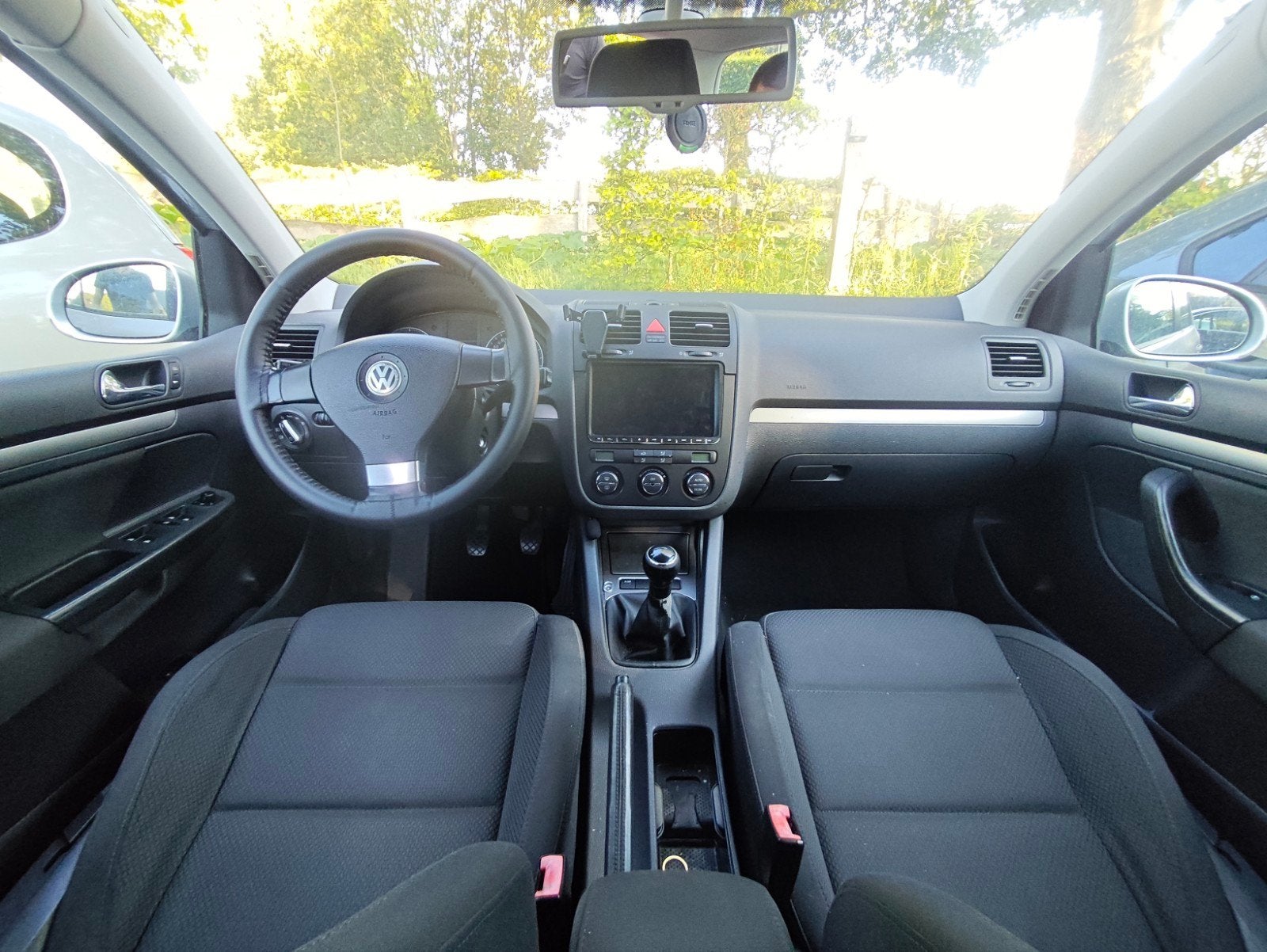 Volkswagen Golf 1.6 16V FSI 85KW 5D 2004 Grijs, Auto's, Volkswagen, Voorwielaandrijving, 4 cilinders, 620 kg, Origineel Nederlands