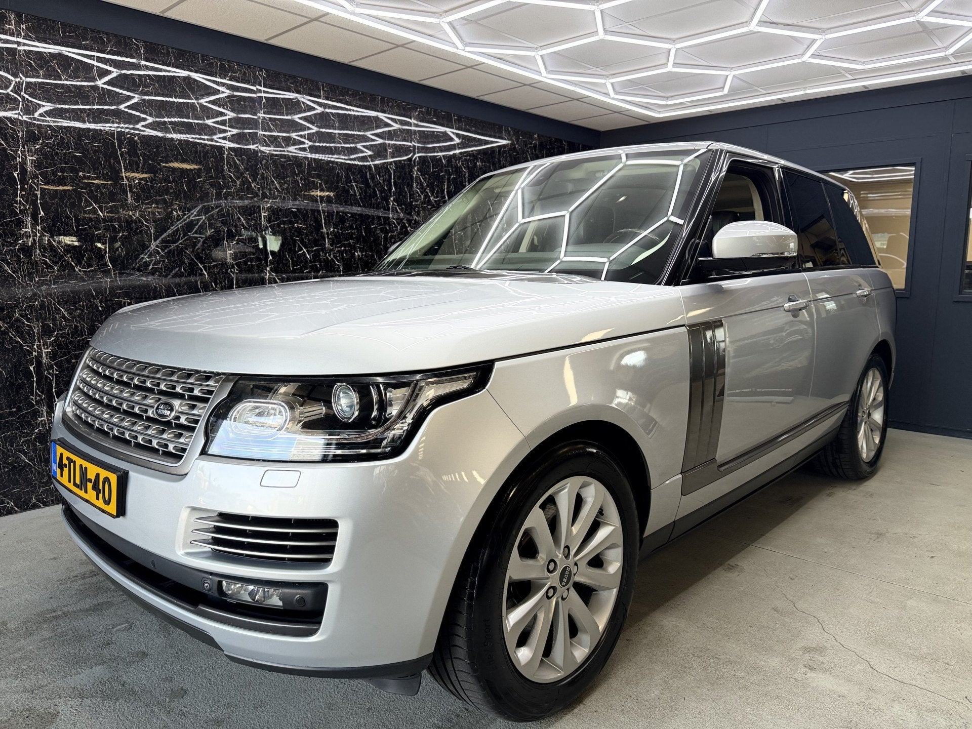 Land Rover Range Rover 3.0 TDV6 Vogue (bj 2014, automaat), Auto's, Euro 5, Gebruikt, Beige, 2993 cc