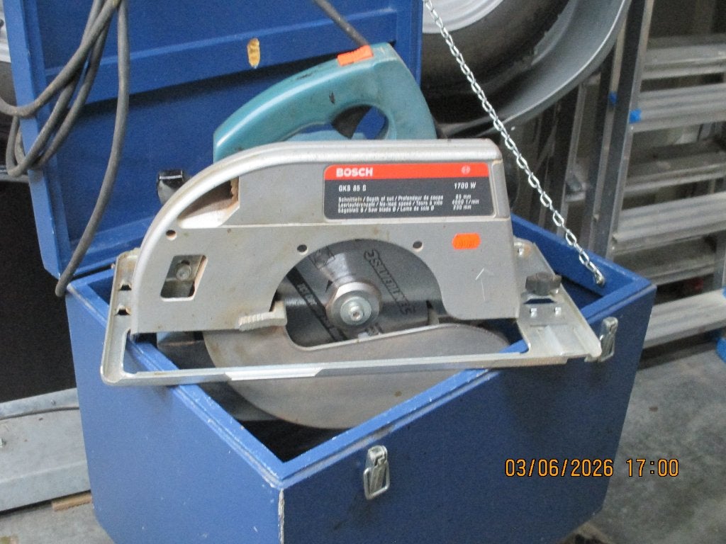 Bosch GKS 85 G Cirkelzaag 1700W, Doe-het-zelf en Verbouw, Gereedschap | Zaagmachines, Ophalen, Gebruikt, Cirkelzaag, 70 mm of meer