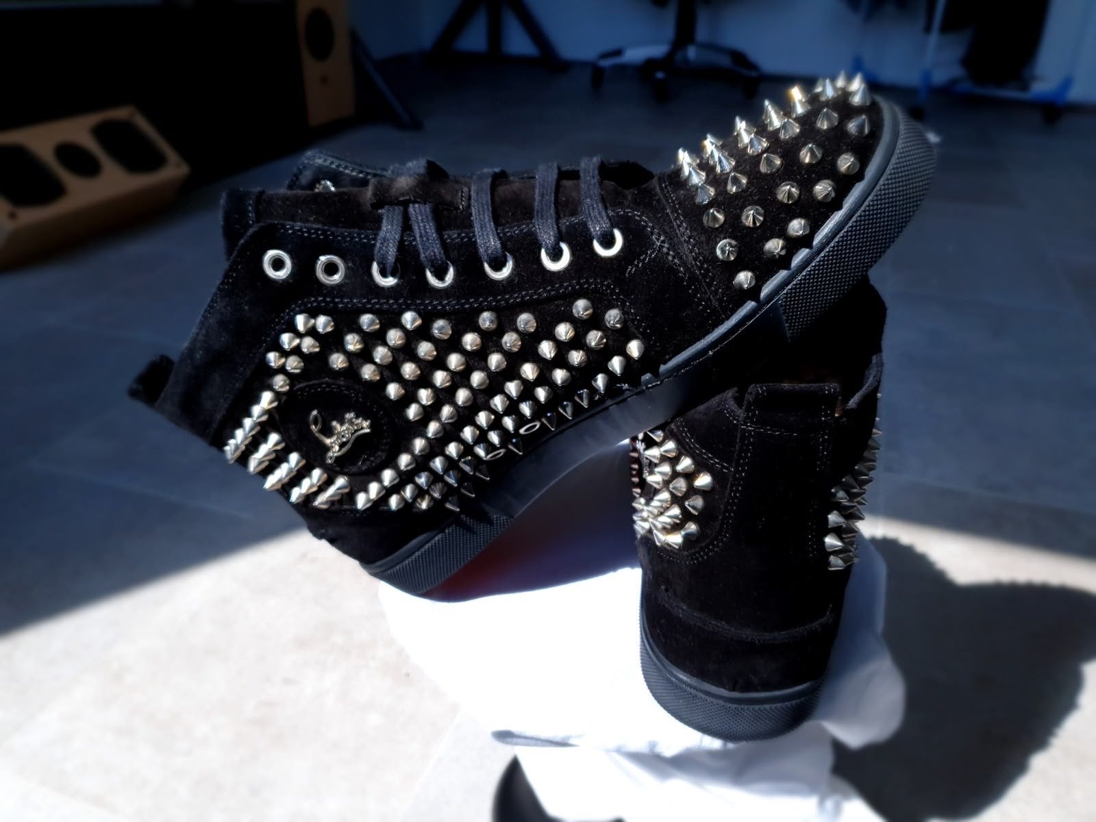 Christian Louboutin Spikes Sneakers Black size 43, Kleding | Heren, Schoenen, Ophalen, Zwart, Sneakers of Gympen, Zo goed als nieuw