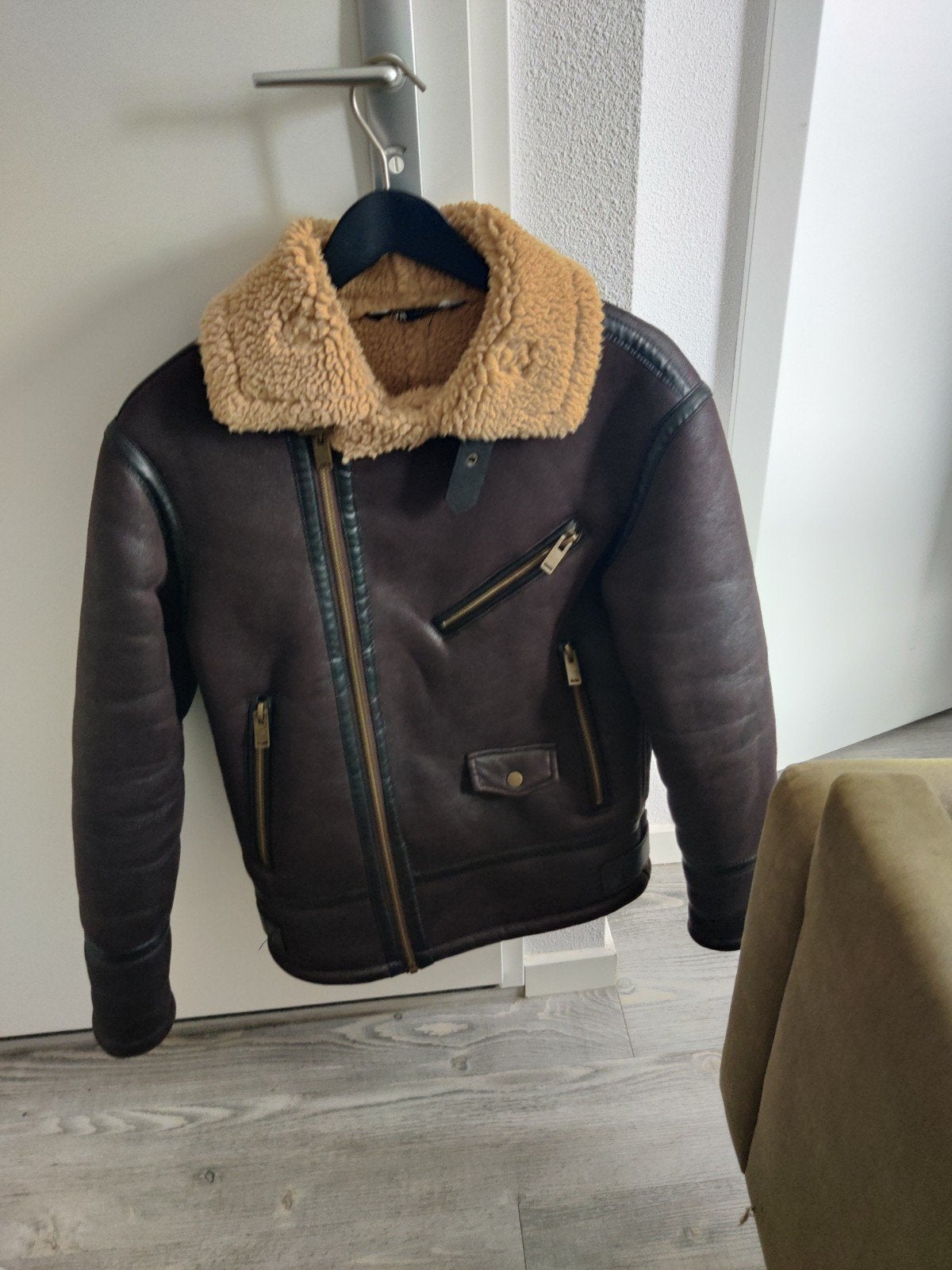 ALLES! Sjaal, Scotch&Soda chino en Zara Lammycoat (S), Ophalen, Zo goed als nieuw, Overige maten