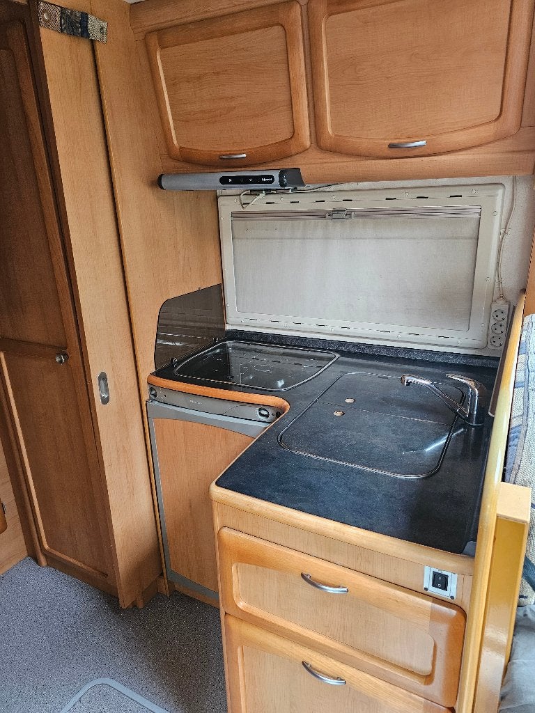 Foto 14 van Camper Frankia ib700 Rijbewijs B