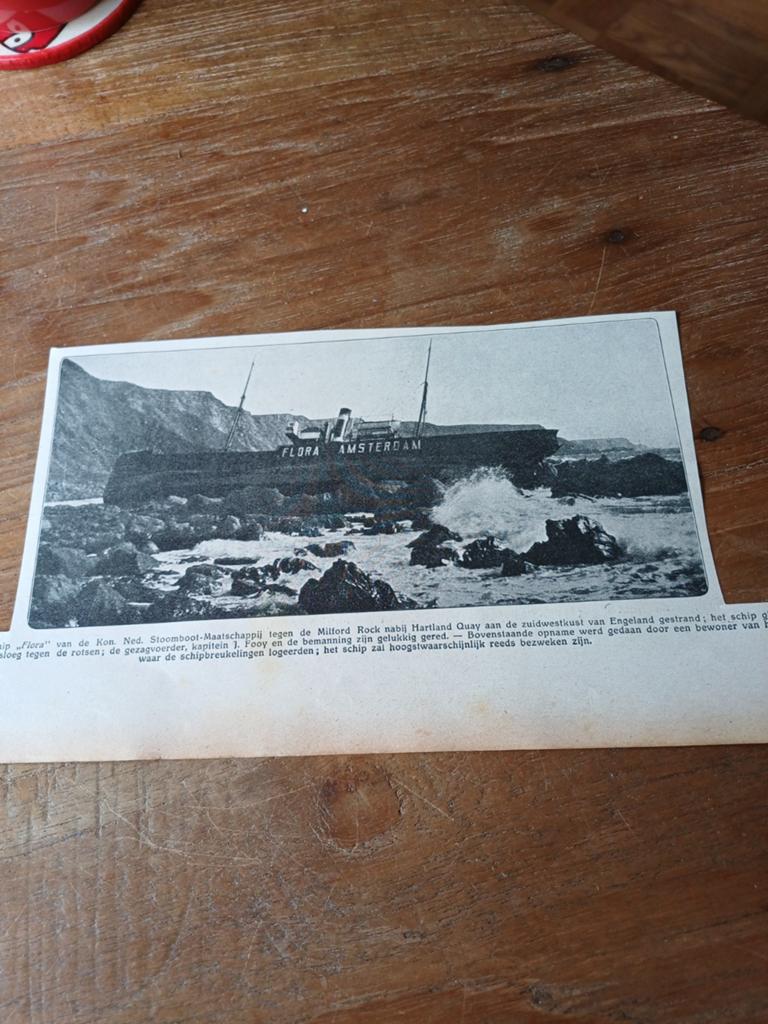 Knipsel stoomschip Flora Koninklijke Nederlandse stoomboot m, Verzamelen, Scheepvaart, Ophalen of Verzenden, Gebruikt, Kaart, Foto of Prent
