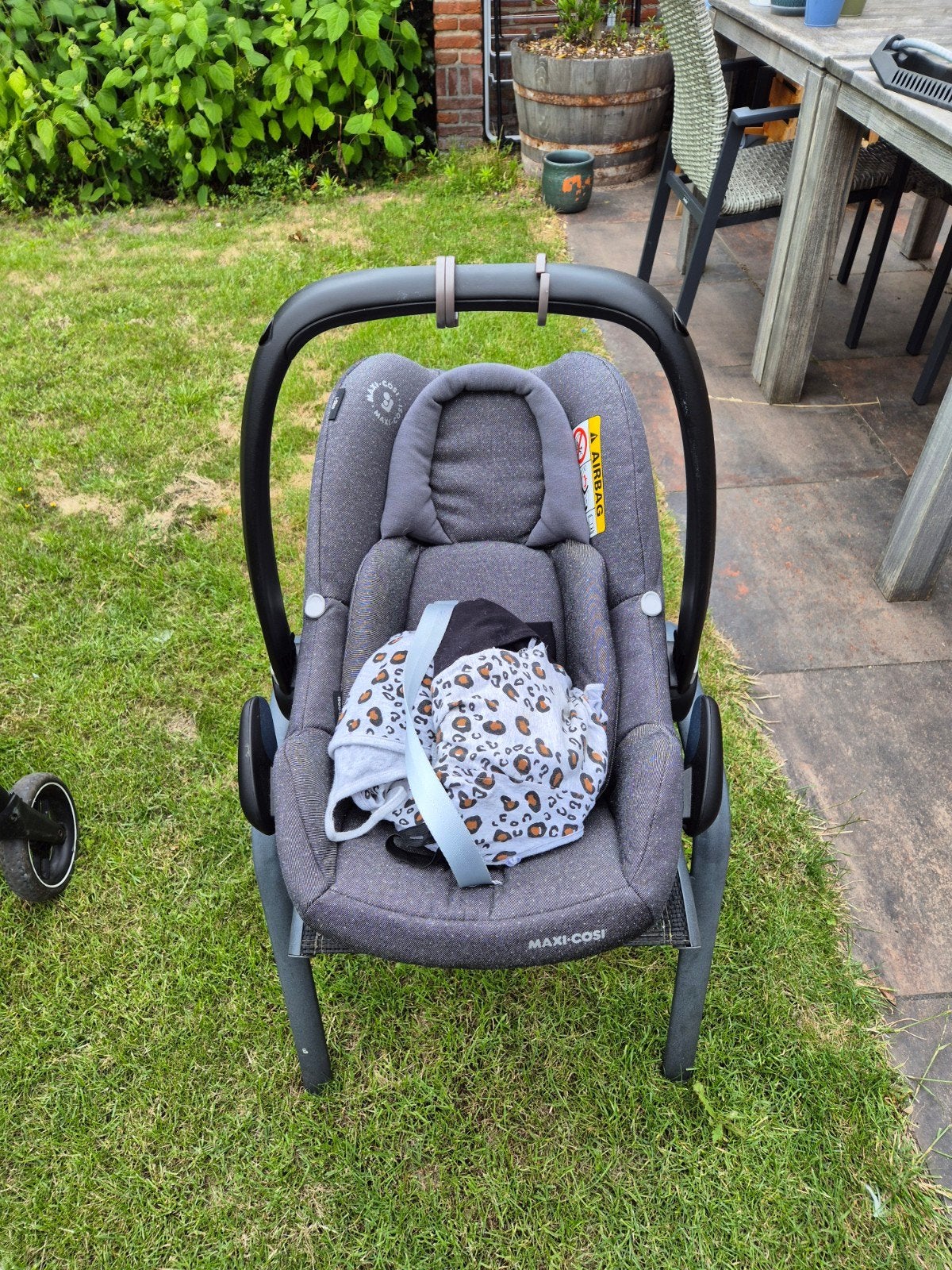 Maxi-Cosi autostoel met Isofix base, Ophalen, Autogordel of Isofix, Gebruikt, Zijbescherming