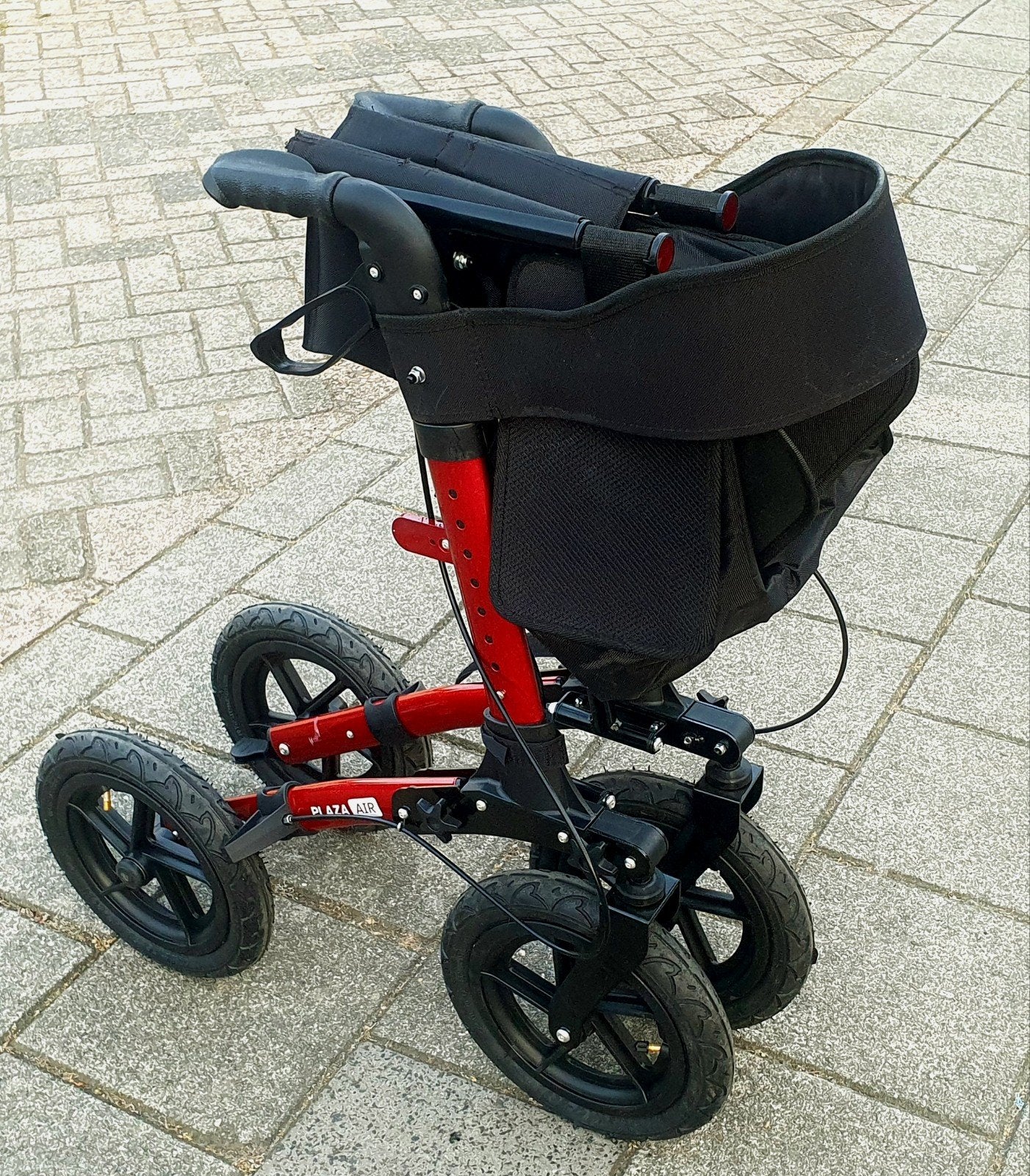Rollator outdoor inklapbaar met grote luchtbanden NIEUW, Diversen, Rollators, Rollator outdoor, Nieuw, Ophalen of Verzenden, Opvouwbaar