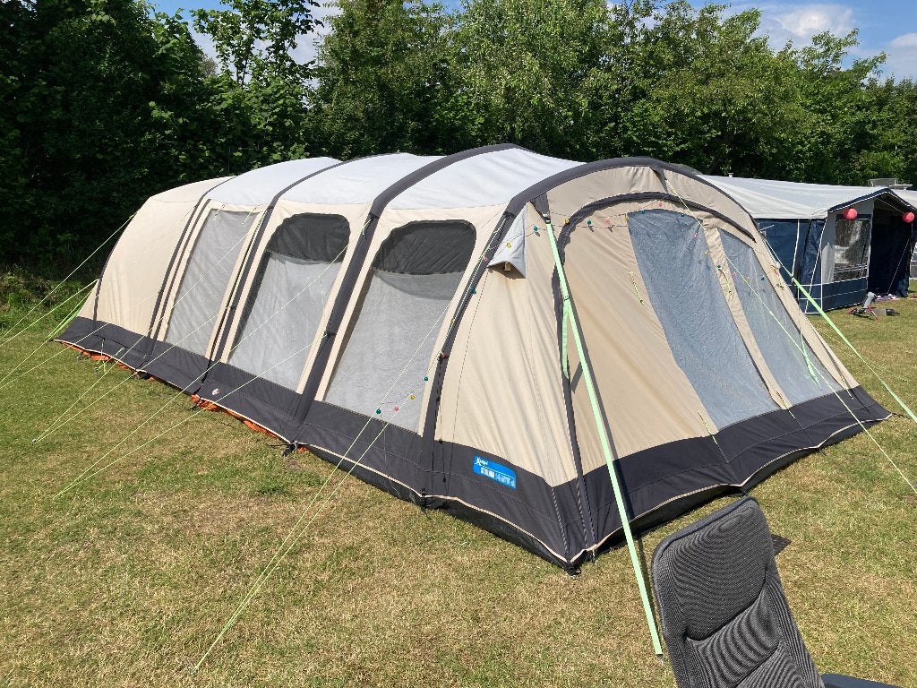 Kampa studland 8 classic air pro tent, Caravans en Kamperen, Tenten, Ophalen, Gebruikt, Meer dan 6