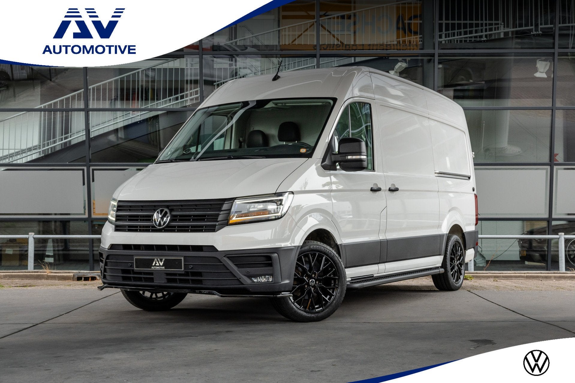 Volkswagen Crafter 2.0 TDI 177PK L3H3 DSG | L+R Schuifdeur |, Stof, Gebruikt, Zwart, Volkswagen