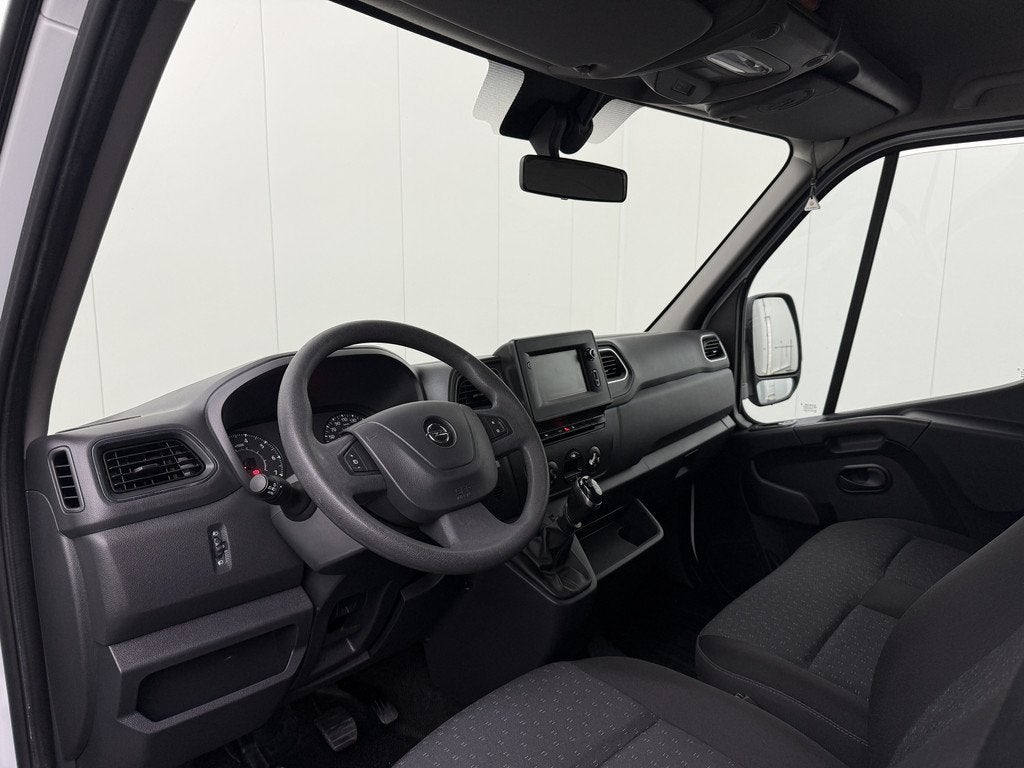 Opel Movano 2.3Turbo 135PK Bakwagen+Laadklep | Zijdeur | Nav, Auto's, Voorwielaandrijving, Gebruikt, Origineel Nederlands, 750 kg