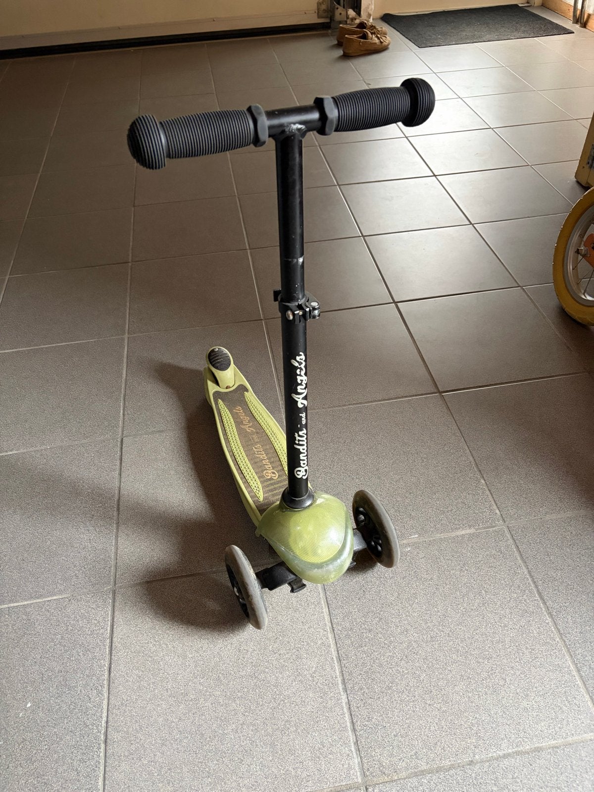 Bandito by Angelo step, 3 wielen, groen, Ophalen of Verzenden, Gebruikt, Gewone step