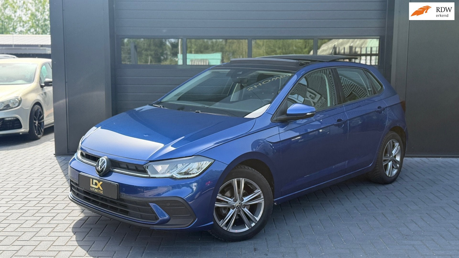 Volkswagen POLO 1.0 TSI Go Pano|PDC|Carplay, Auto's, Voorwielaandrijving, Gebruikt, Euro 6, Bedrijf