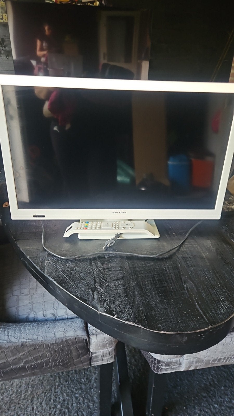 Salora 24 inch TV met ingebouwde DVD speler, Ophalen of Verzenden, Zo goed als nieuw, 50 Hz, Overige merken